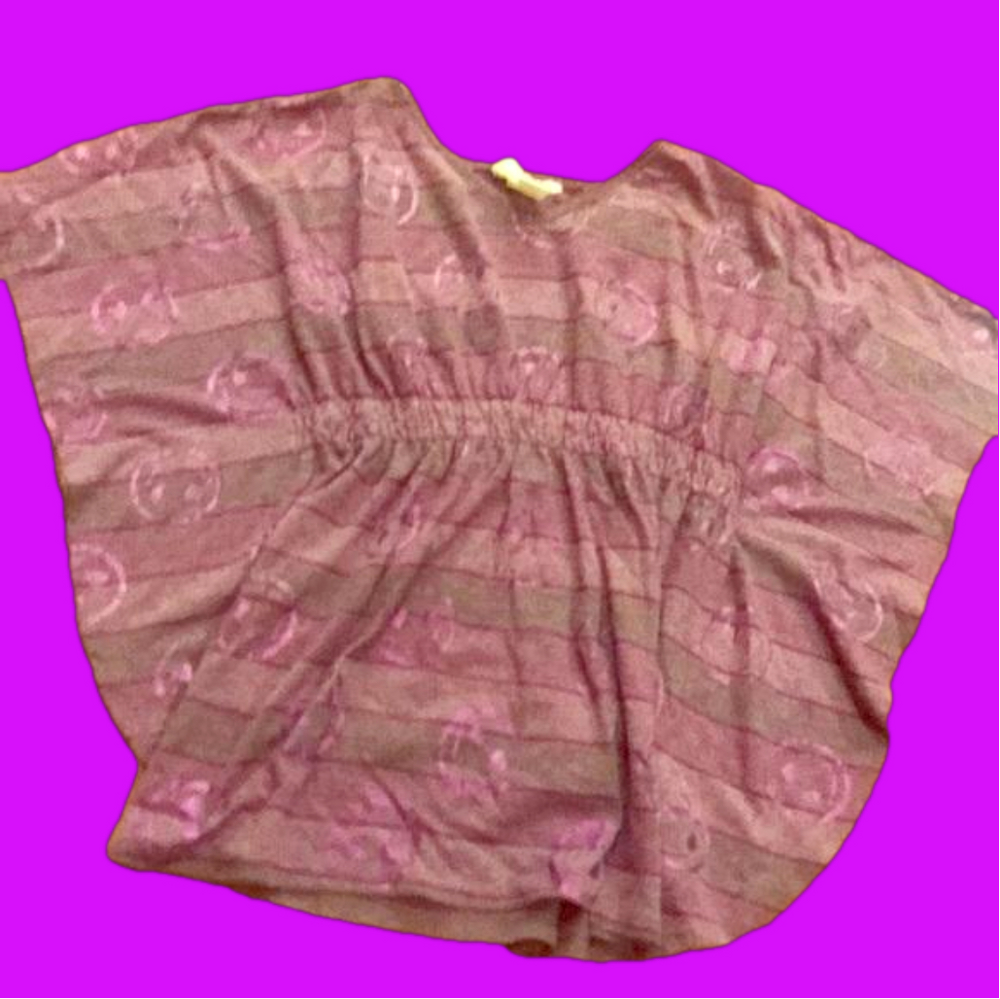 6/$20 Girl’s Belle du Jour large top